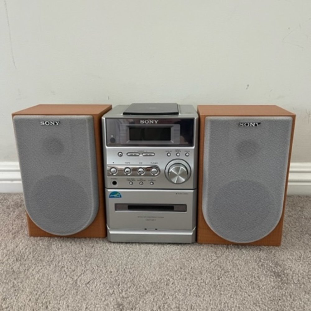 Sony CMT-NE3 Micro Hifi CD Cassette AM FM Component Shelf System w/ Remote